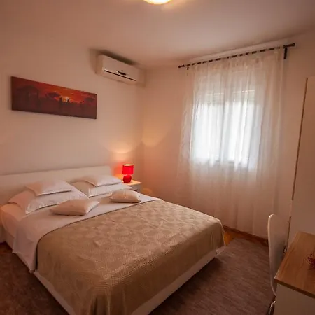 Kate Apartman Zára